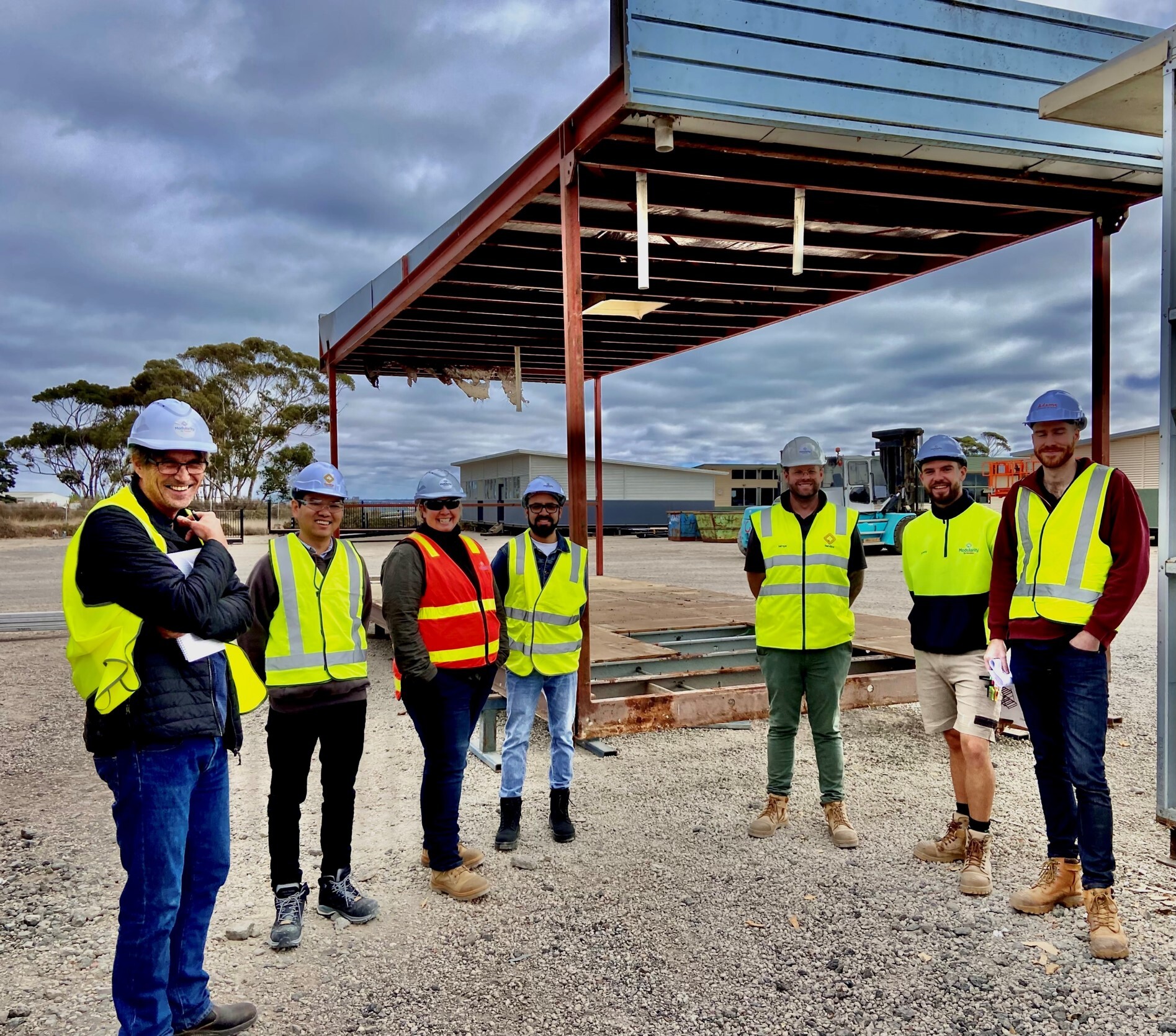 The collaborative team at the steel structure inspection